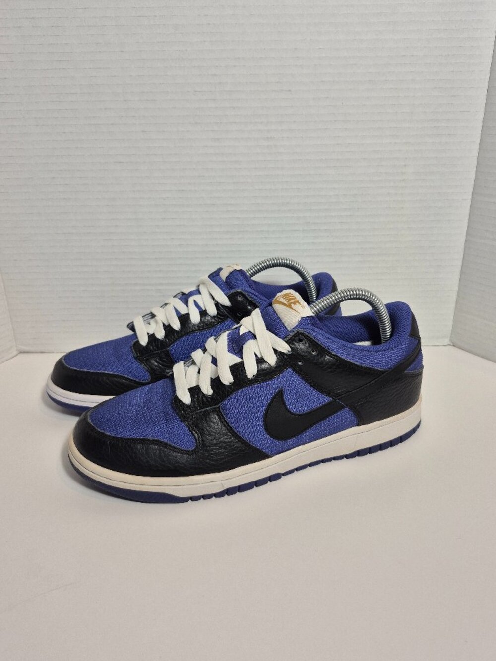 Nike Dunk Low Wicked Purple Black Metallic Gold Men’s Sneaker Shoe Size 7.5